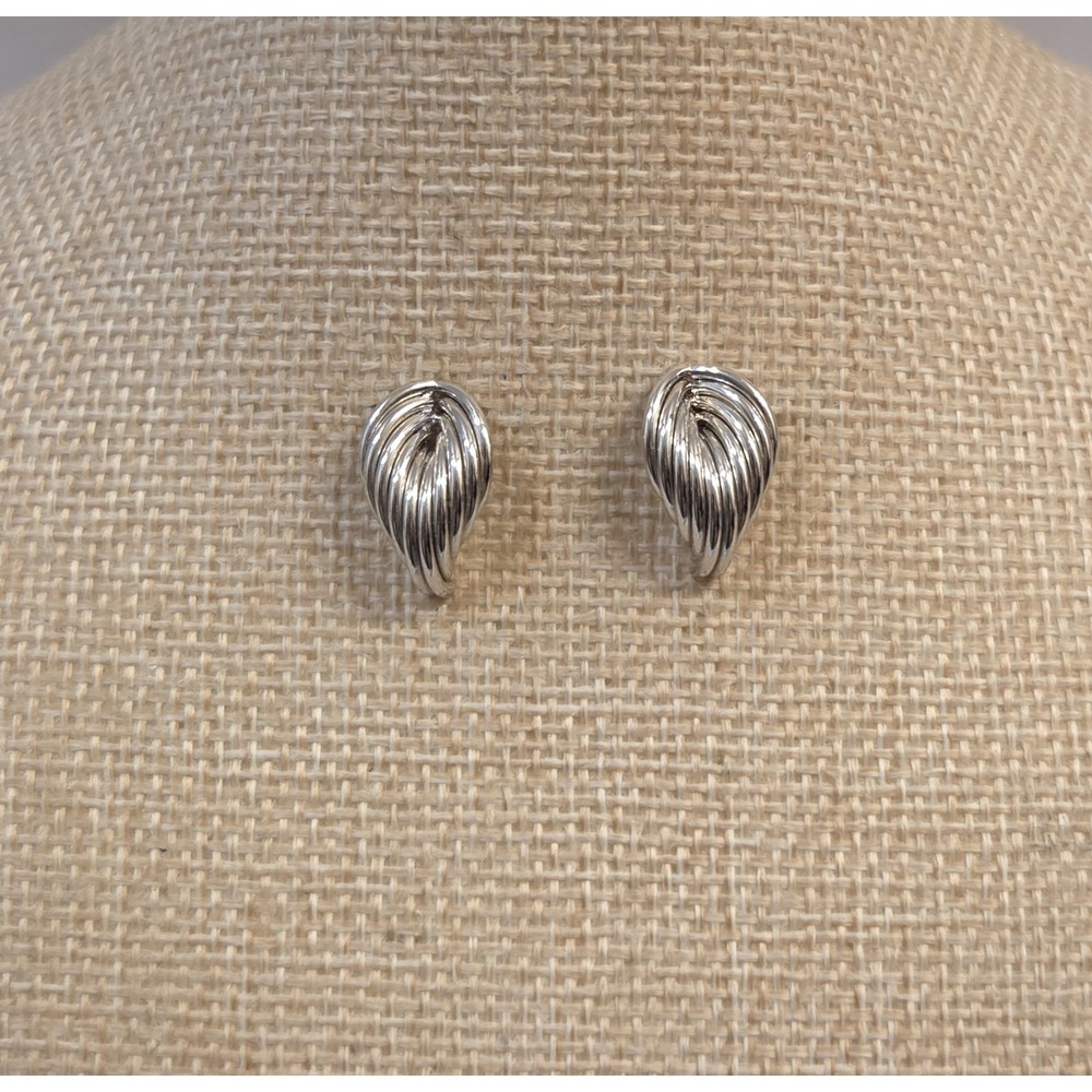 Vintage 1990s 14k White Gold Carla Ribbed Drop Leaf Earrings
